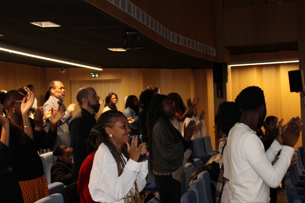 Cultes puissants MCC Paris - Moments d'adoration intenses